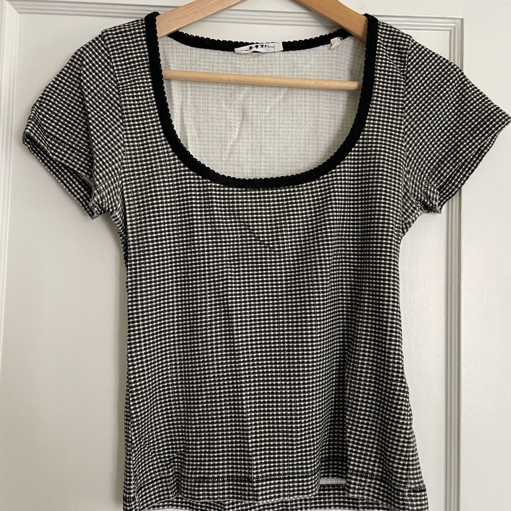 Doen Black and White Checkered Pointelle Women's Top
